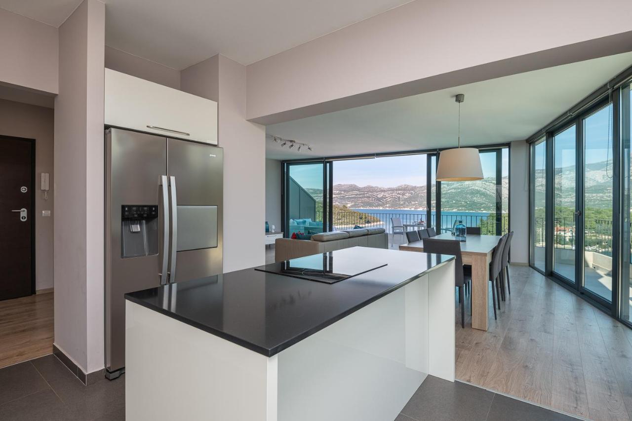 Green Hill Penthouse Apartment Zrnovo Bagian luar foto