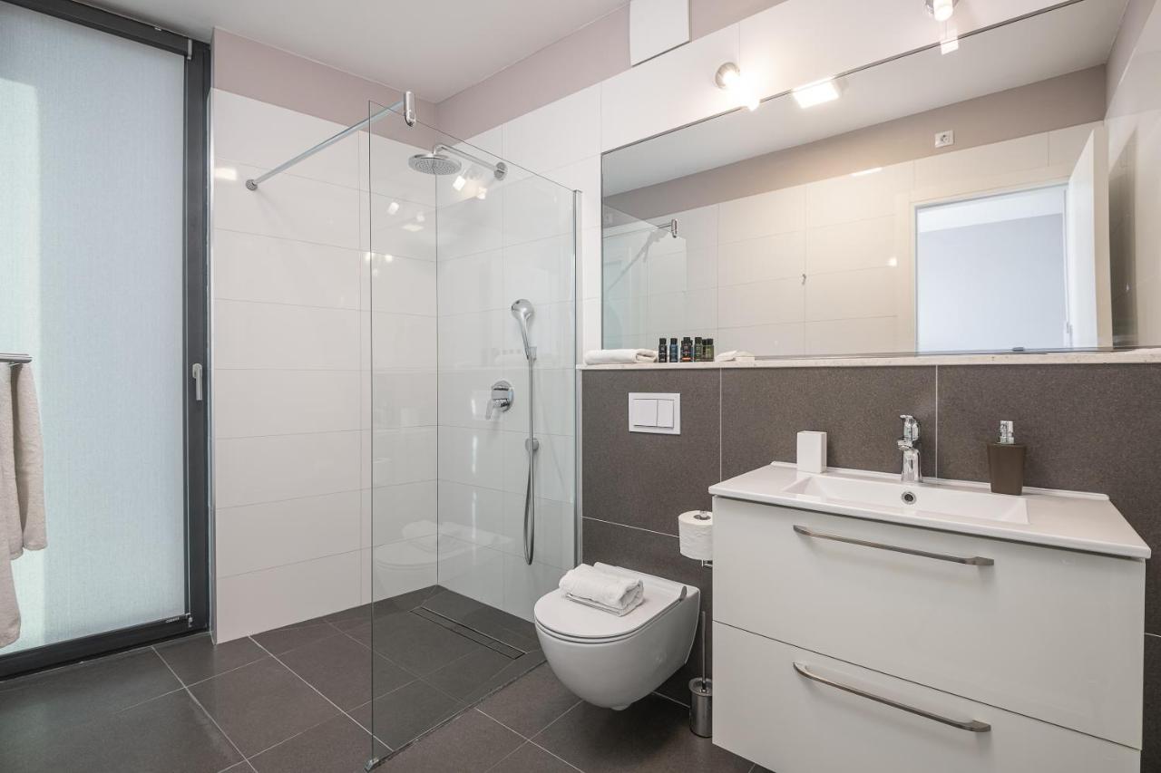Green Hill Penthouse Apartment Zrnovo Bagian luar foto